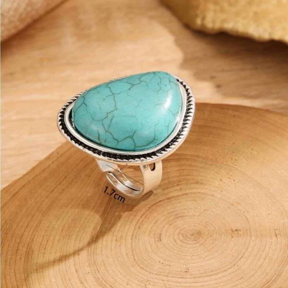 BOHEMIAN TURQUOISE OVERSIZED SILVER RING - Picture 4 of 5